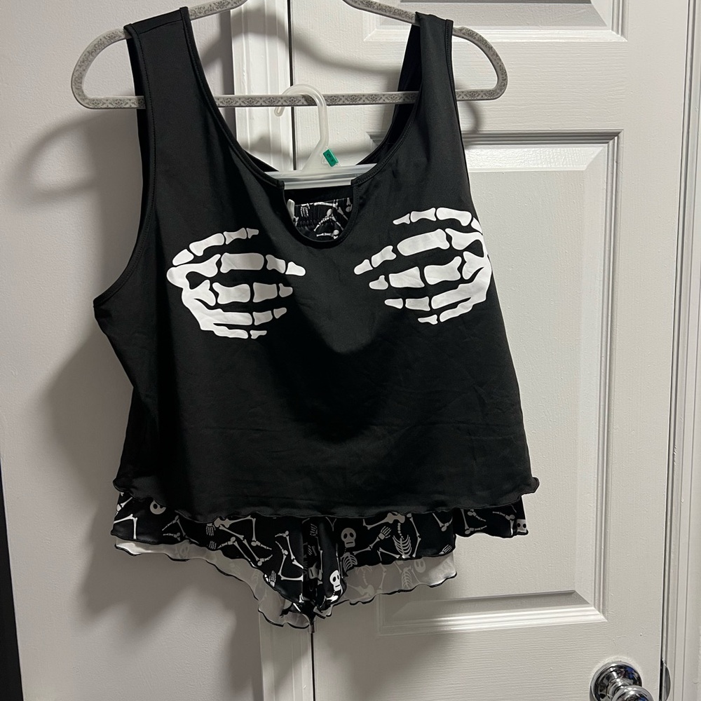 SHEIN Black Skeleton Print Pajama Set